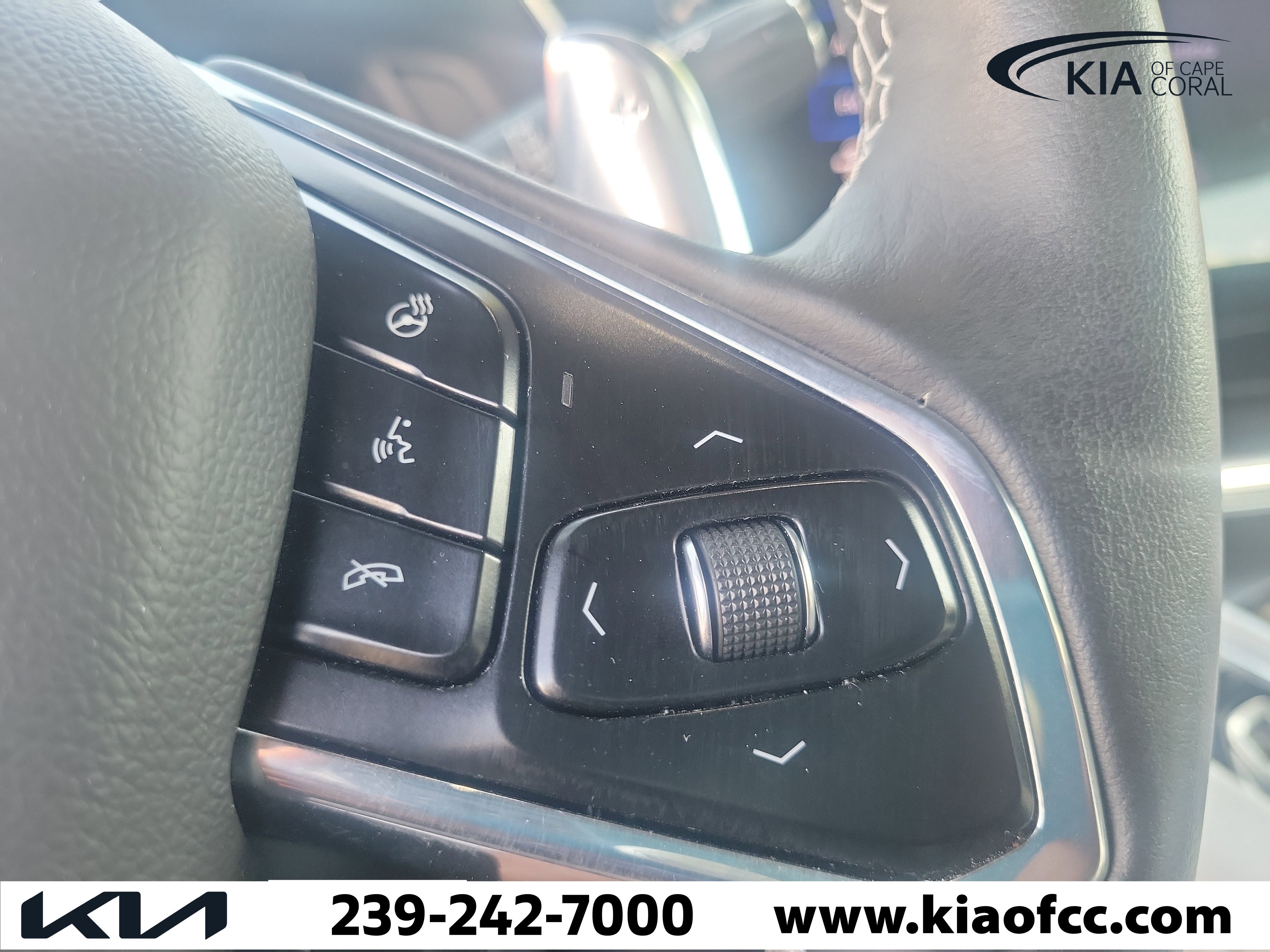 Used 2020 Chevrolet Corvette Stingray Preferred Cpe w/ 2LT Preferred Equipment Group RWD image 29