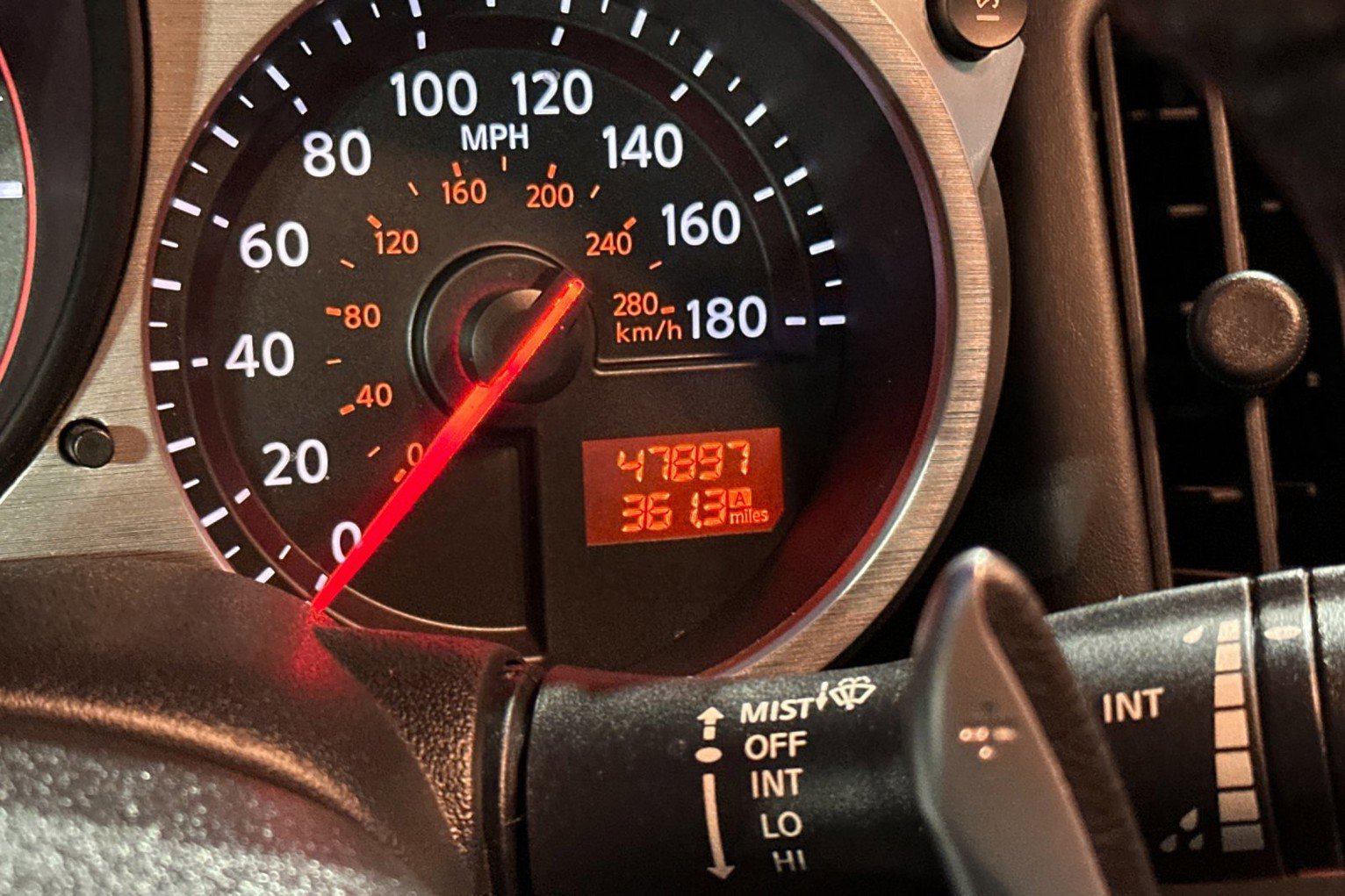 Used 2018 Nissan 370Z Touring image 23