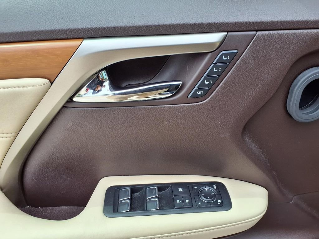 Used 2017 Lexus RX 350 FWD w/ Premium Package image 24