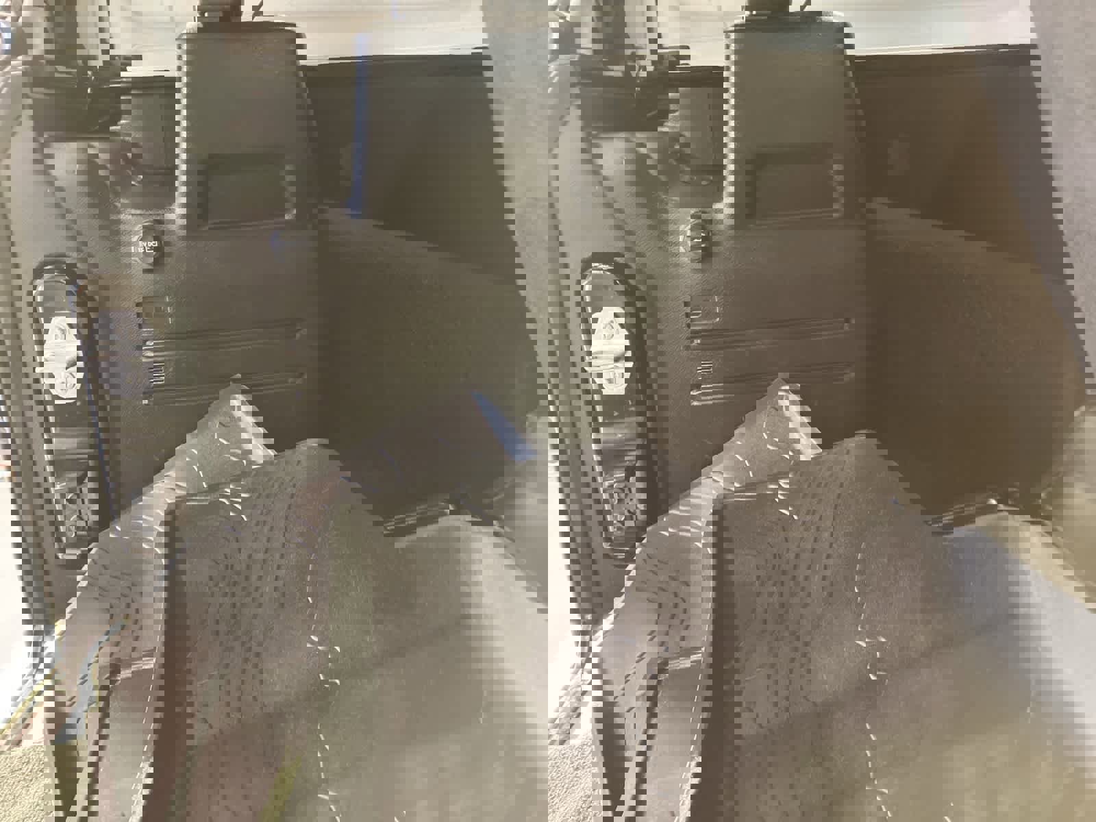 Used 2021 Jeep Wrangler Unlimited Rubicon w/ Uconnect 4C Nav & Sound Group image 31