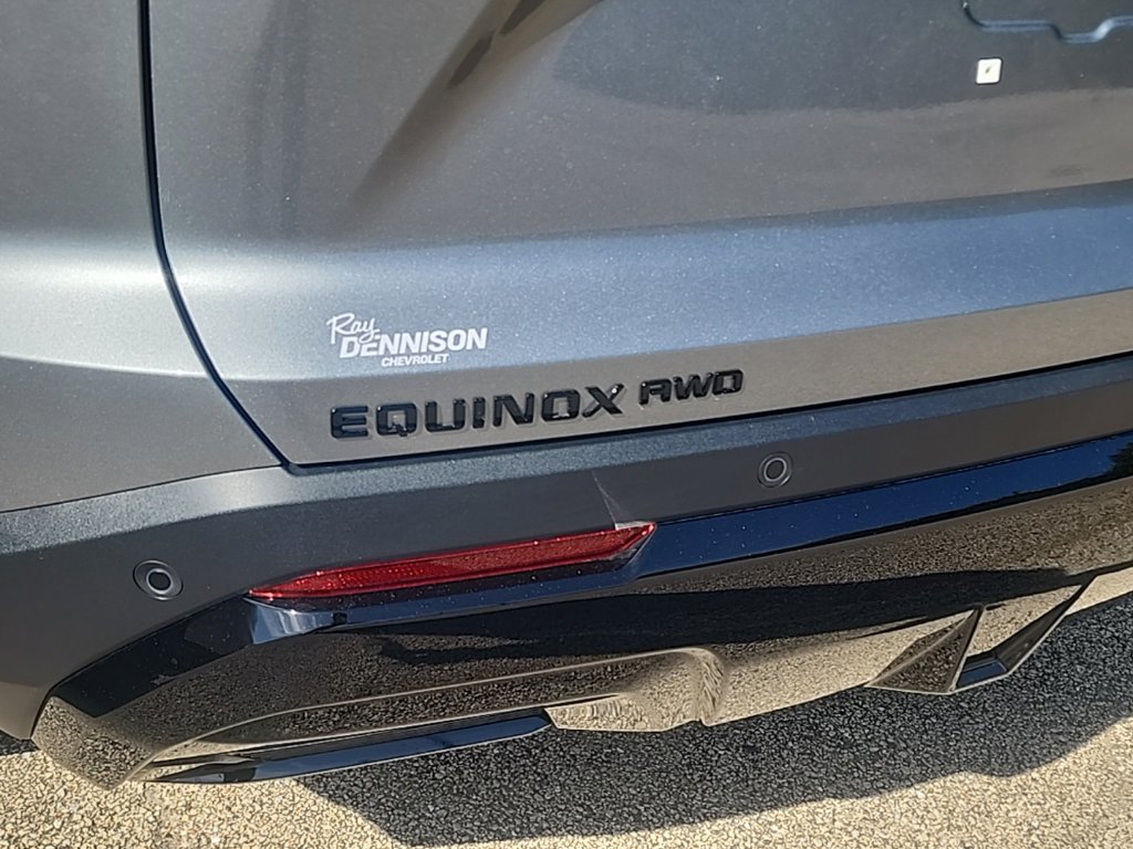New 2027 Chevrolet Equinox RS w/ LPO, Floor Liner Package AWD/4WD image 3
