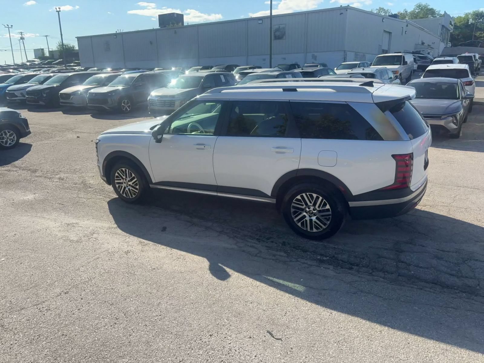 Used 2026 Hyundai Palisade SEL AWD/4WD image 9