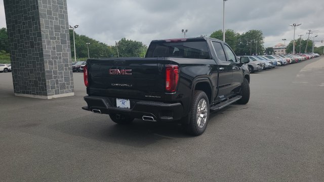 New 2026 GMC Sierra 1500 Denali w/ Technology Package AWD/4WD image 7
