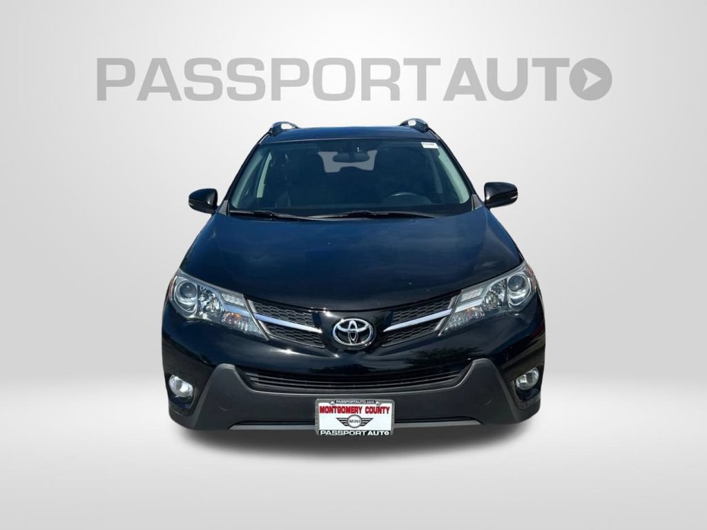 Used 2013 Toyota RAV4 XLE AWD/4WD image 2