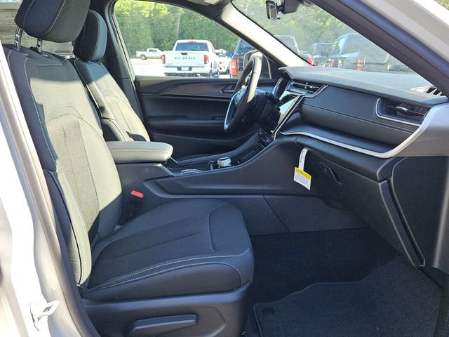 New 2026 Jeep Grand Cherokee Laredo X AWD/4WD image 15