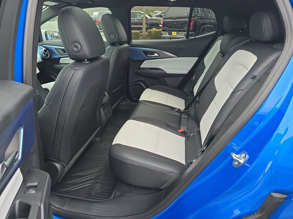 New 2026 Chevrolet Equinox EV LT w/ Convenience Package II image 30