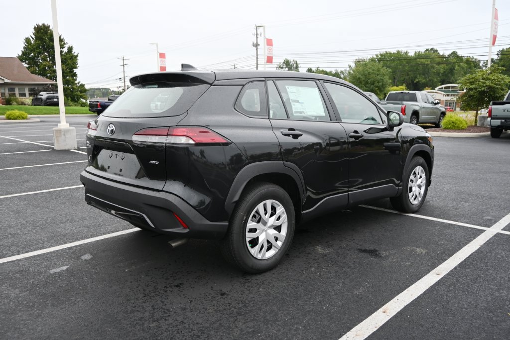 New 2026 Toyota Corolla Cross L AWD/4WD image 8