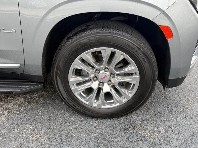 Used 2023 GMC Yukon Denali RWD image 9