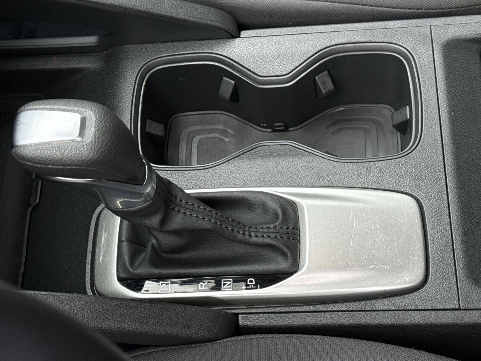 Used 2024 Nissan Frontier S w/ S Utility Package image 20