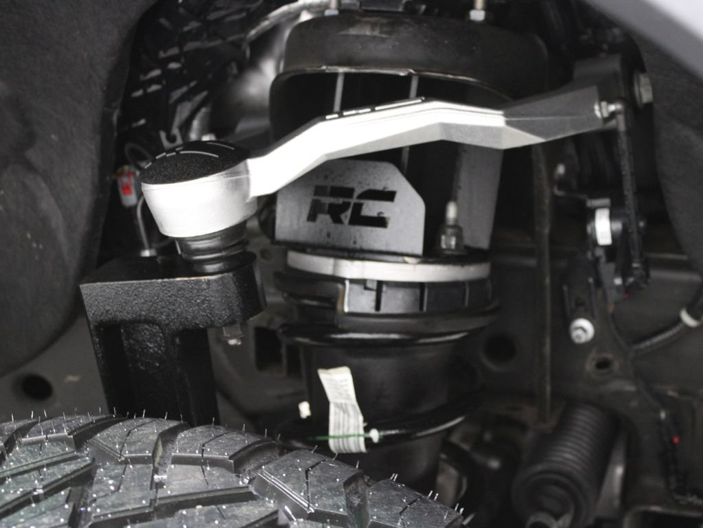 Used 2025 GMC Sierra 1500 Denali Ultimate AWD/4WD image 8