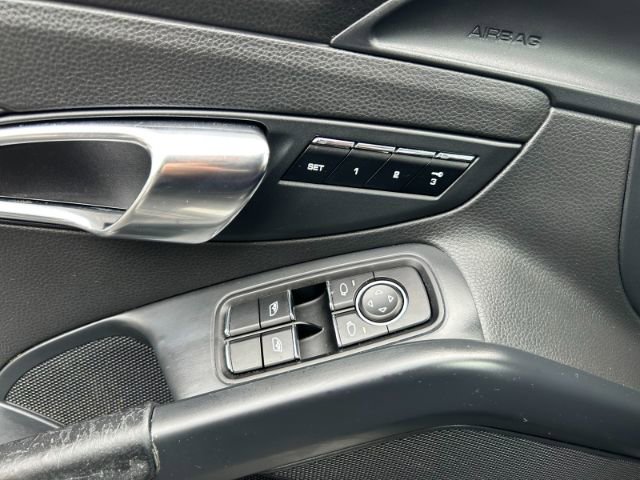 Used 2014 Porsche Cayman Coupe image 17