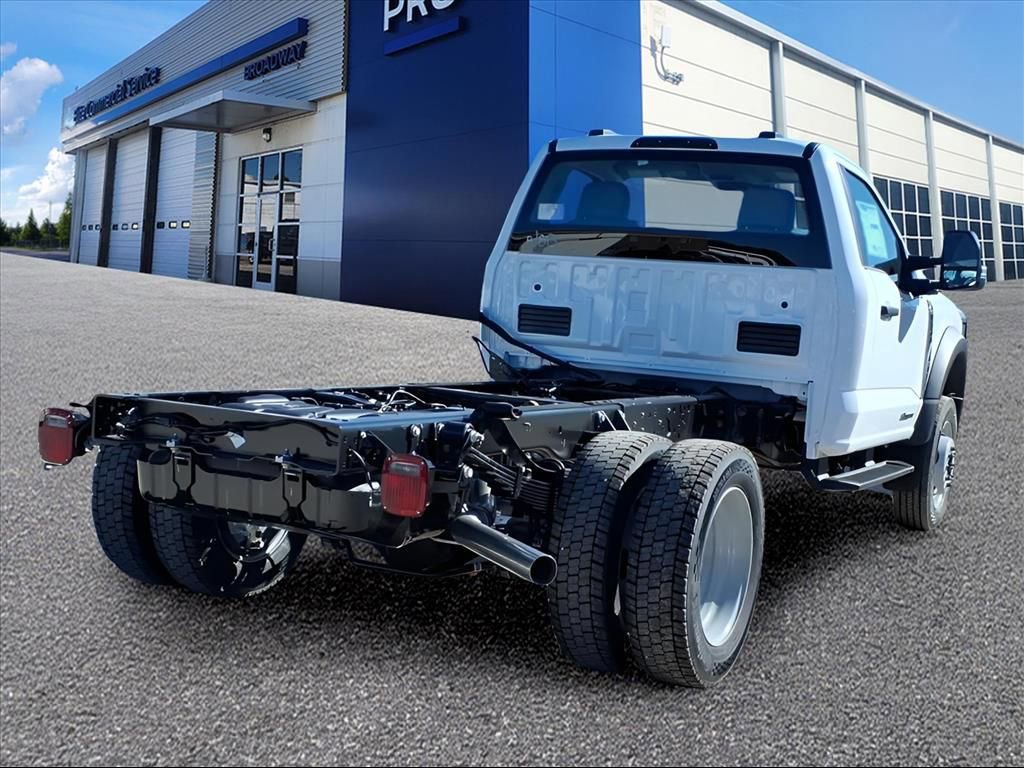 New 2026 Ford F550 4x4 Regular Cab Super Duty image 3