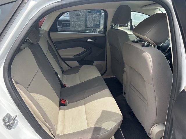 Used 2014 Ford Focus SE FWD image 15