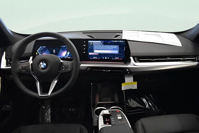 Used 2026 BMW X1 xDrive28i image 5