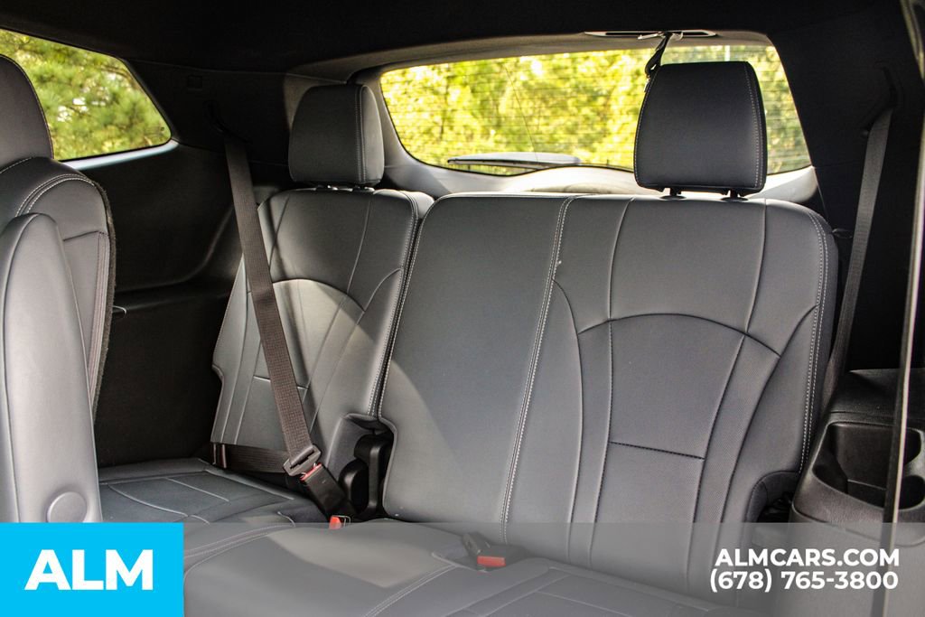 Used 2024 Buick Enclave Premium image 18