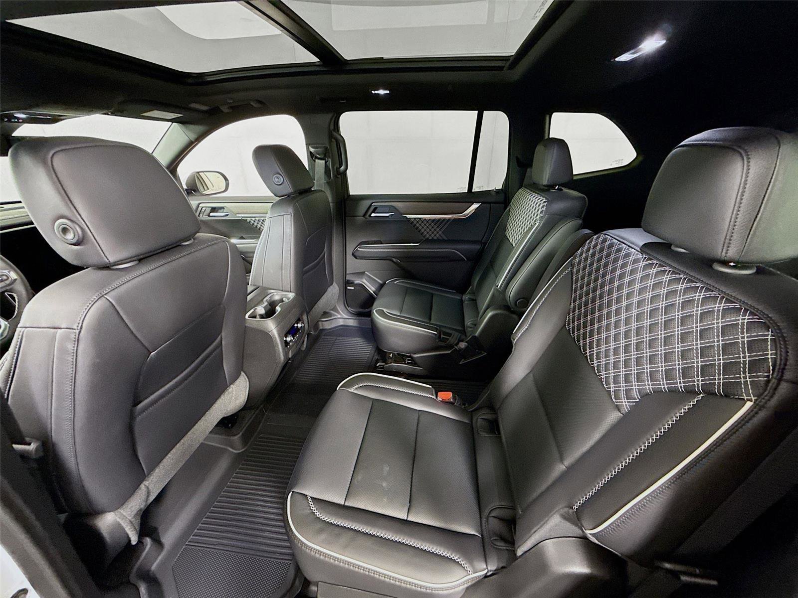 New 2026 GMC Acadia Denali AWD/4WD image 20