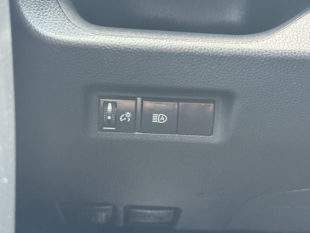 Used 2023 Toyota RAV4 LE image 30