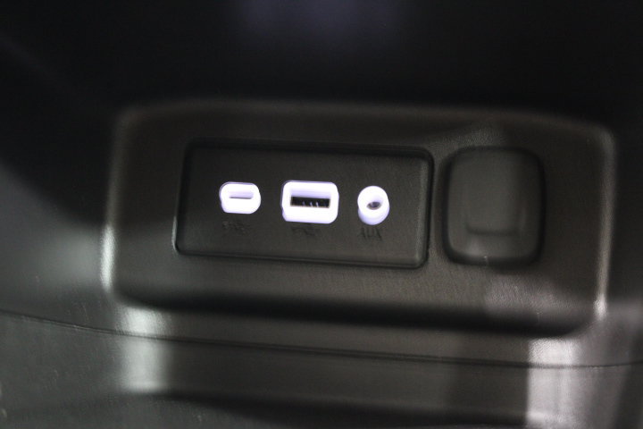Used 2024 Chevrolet Equinox LT FWD image 49