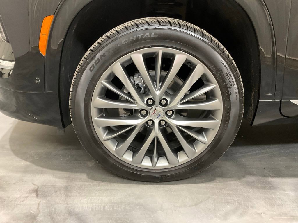 Used 2026 Buick Enclave Avenir w/ Super Cruise Package image 6