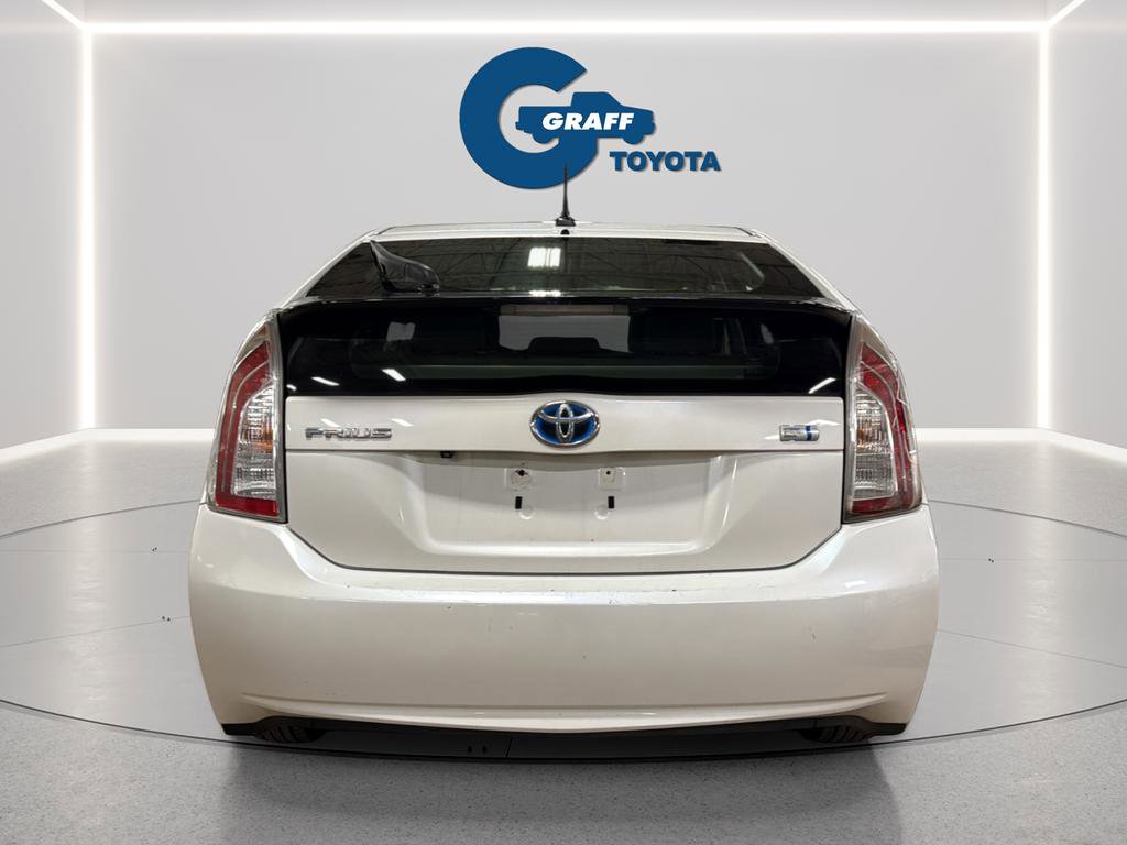 Used 2015 Toyota Prius Three w/ Solar Roof Package FWD image 10