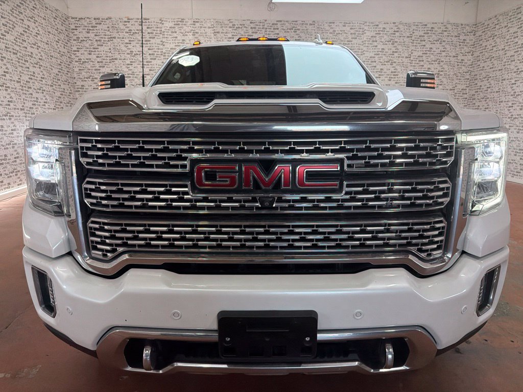 Used 2020 GMC Sierra 3500 Denali w/ Denali Ultimate Package AWD/4WD image 2