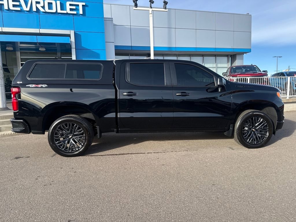 Used 2025 Chevrolet Silverado 1500 RST w/ Convenience Package II image 6