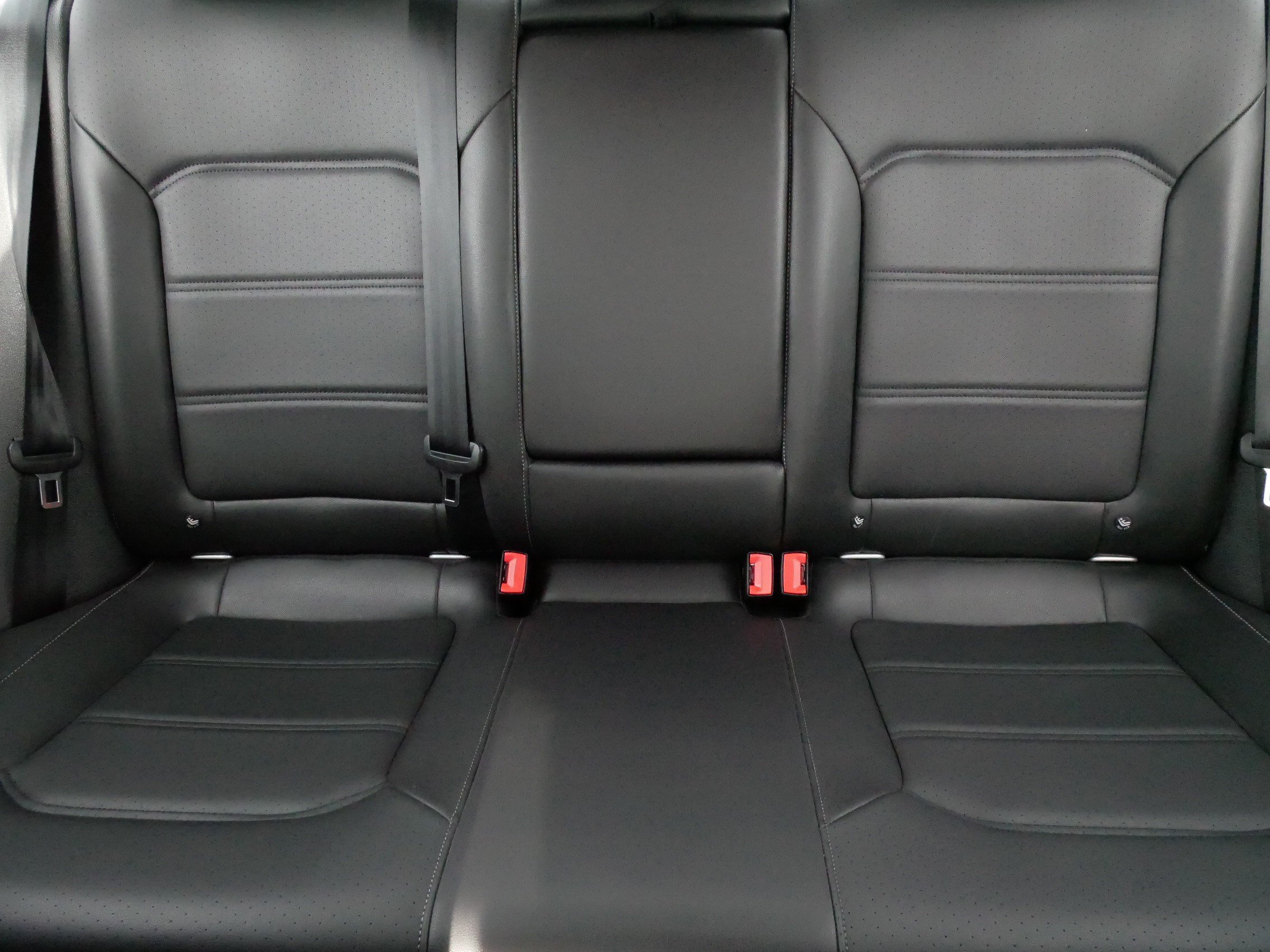 Certified 2020 Volkswagen Passat 2.0T R-Line FWD image 13