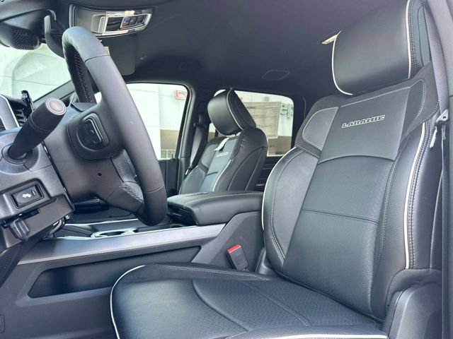 New 2027 RAM 2500 Laramie w/ Sport Appearance Package AWD/4WD image 11