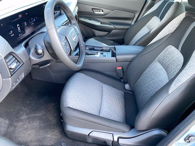 New 2027 Nissan Sentra SV w/ SV Convenience Package FWD image 10