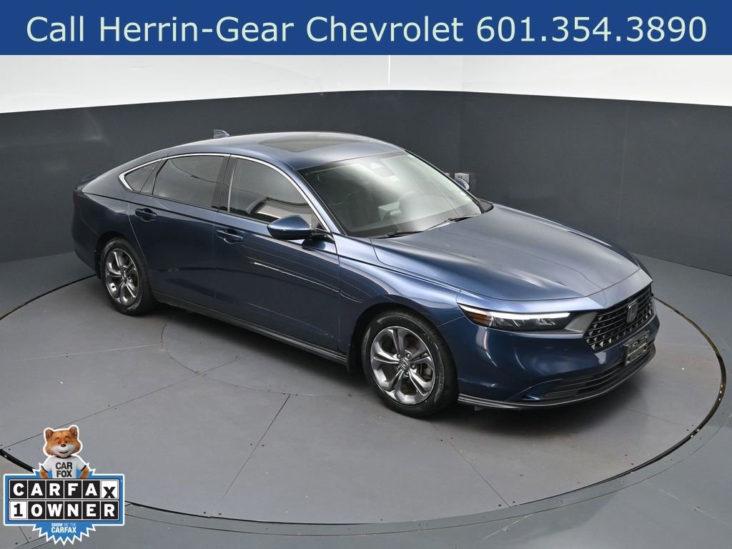 Used 2024 Honda Accord EX image 31