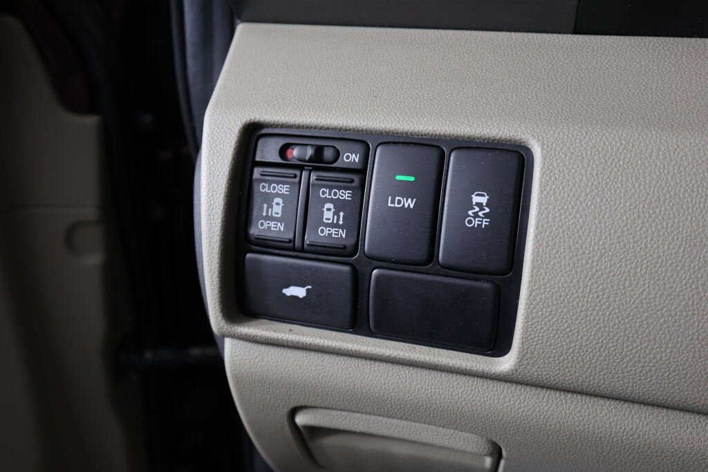 Used 2014 Honda Odyssey EX-L image 29