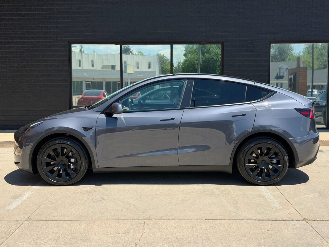 Used 2023 Tesla Model Y Long Range AWD/4WD image 15