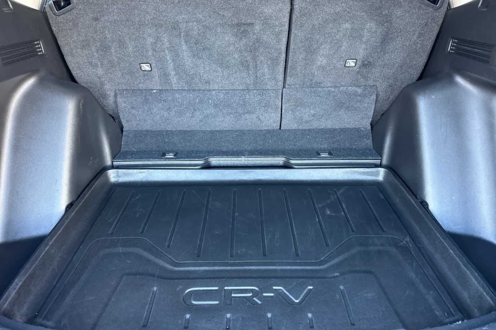 Used 2025 Honda CR-V EX-L image 16