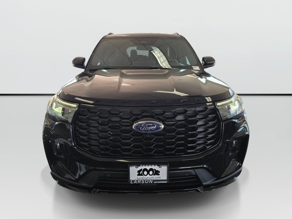 Used 2025 Ford Explorer ST-Line AWD/4WD image 8