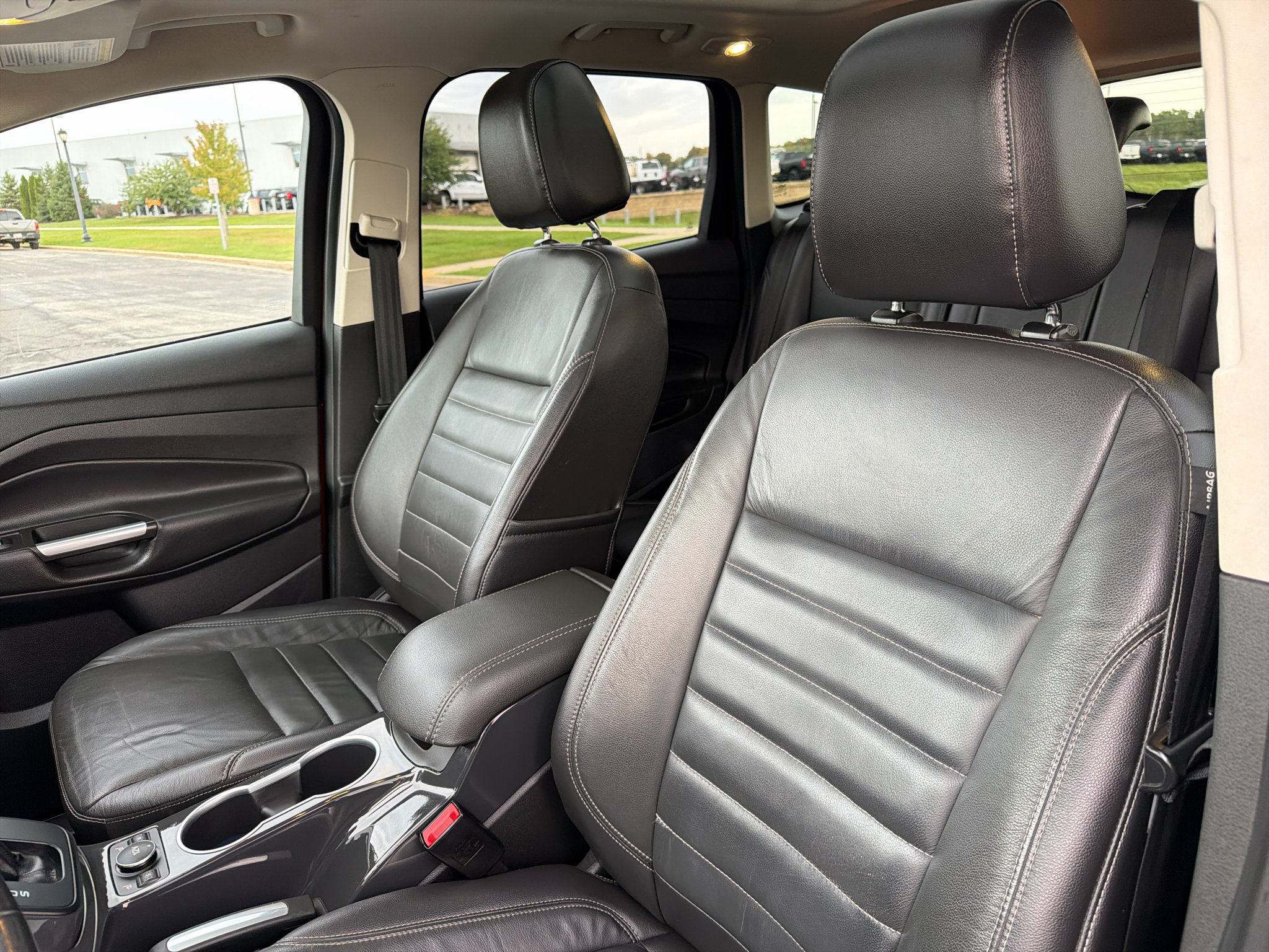 Used 2016 Ford Escape Titanium AWD/4WD image 16