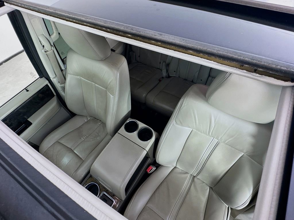 Used 2017 Lincoln Navigator Select RWD image 27