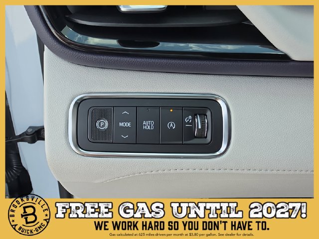 New 2027 Buick Enclave Avenir w/ LPO, Floor Liner Package FWD image 28