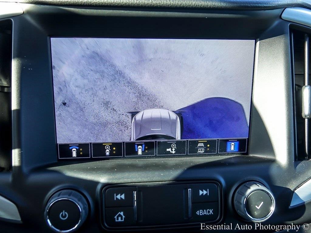 Used 2024 GMC Terrain SLT w/ Tech Package image 21