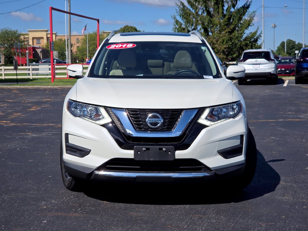 Used 2019 Nissan Rogue SV w/ Sun & Sound Touring Package AWD/4WD image 20