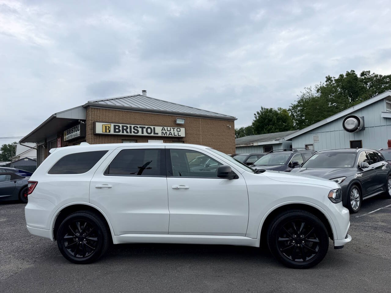 Used 2018 Dodge Durango SXT w/ Quick Order Package 2BB AWD/4WD image 9