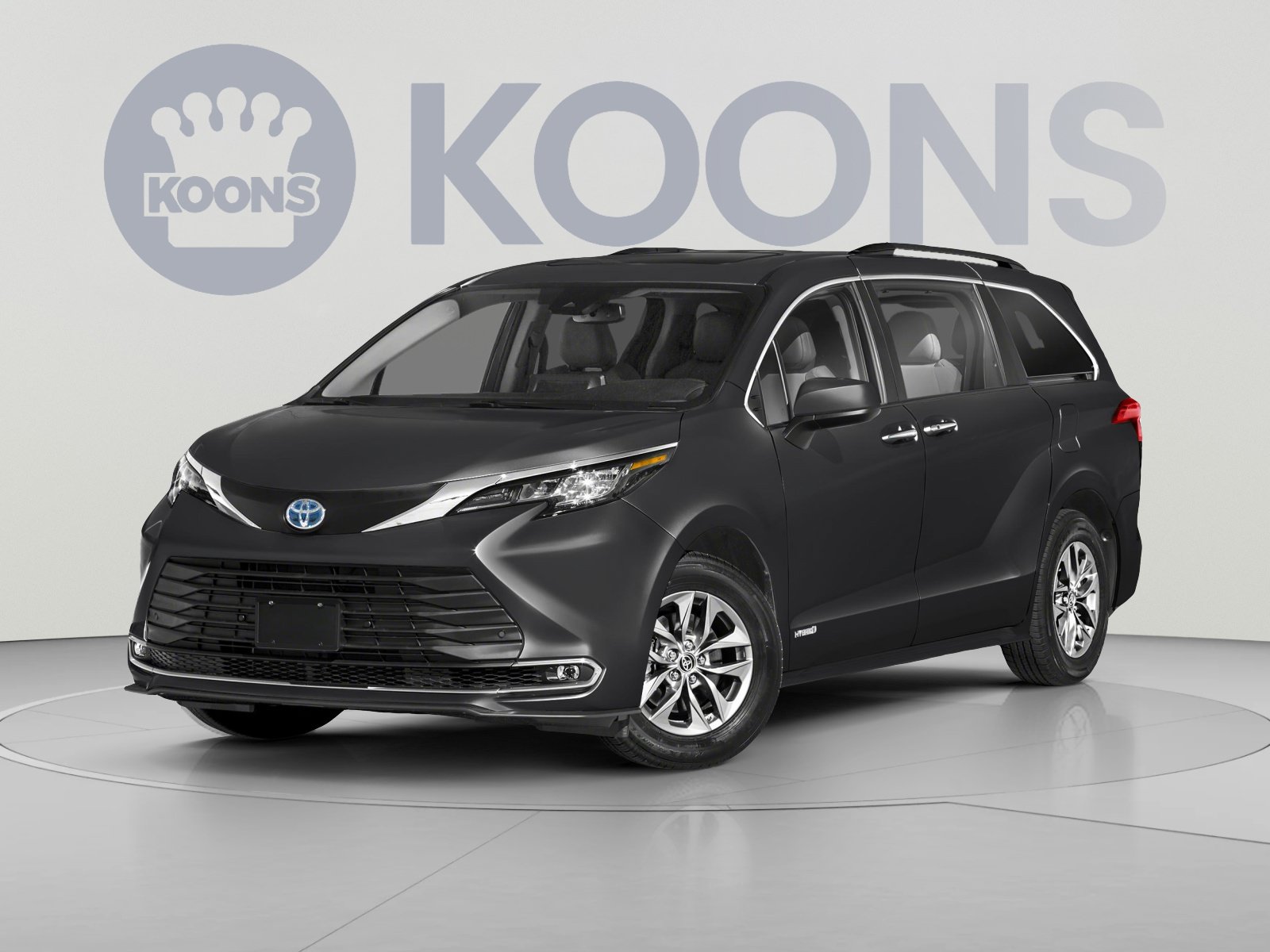 Used 2022 Toyota Sienna XLE FWD image 1