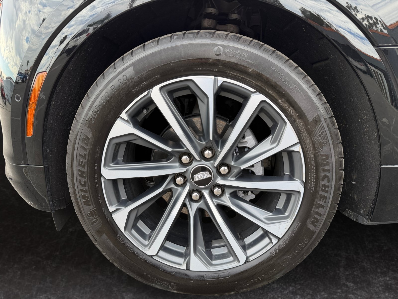 Used 2024 Cadillac Lyriq Sport RWD image 14