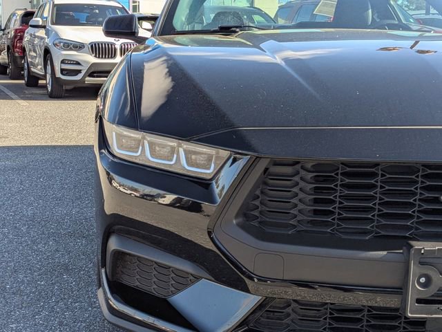 Used 2024 Ford Mustang Coupe image 8