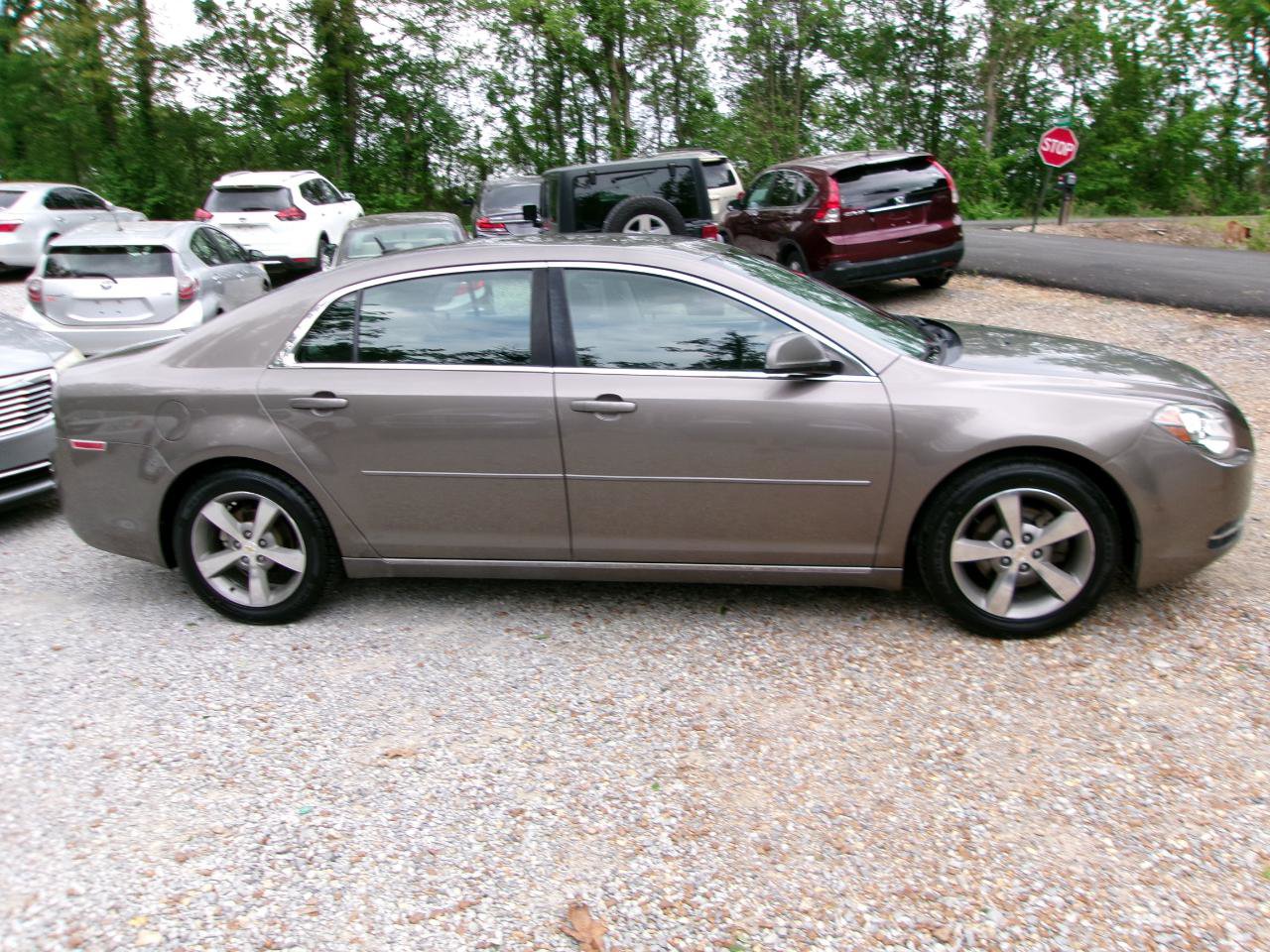 Used 2011 Chevrolet Malibu LT FWD image 9