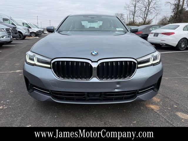 Used 2021 BMW 530i xDrive image 2