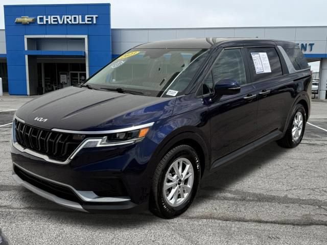 Used 2023 Kia Carnival LX FWD image 33