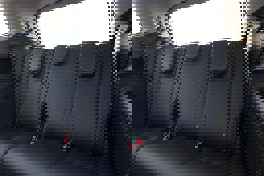 New 2026 Subaru Ascent Limited AWD/4WD image 30