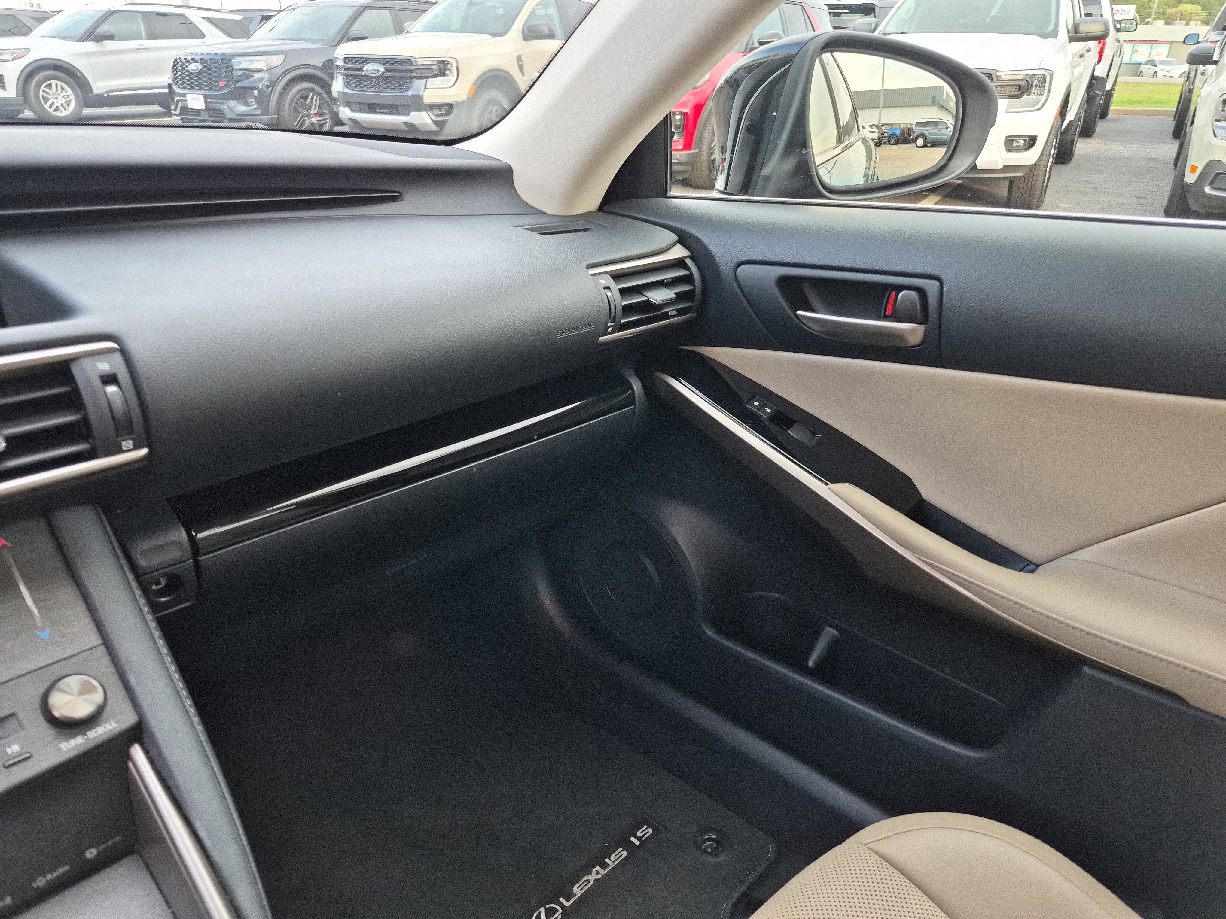 Used 2020 Lexus IS 300 image 20