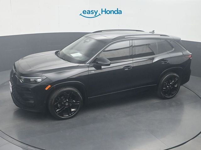 Used 2026 Volkswagen Tiguan SE R-Line image 22