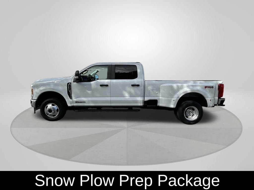 Used 2024 Ford F350 XL image 4